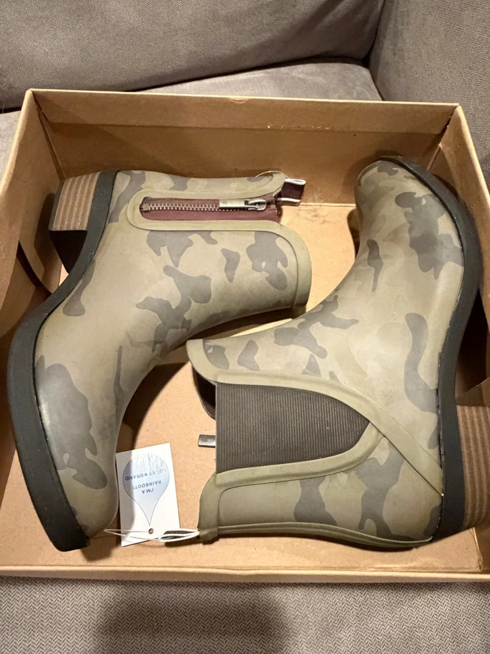 Lucky Brand camo Rain Boots w/Shoe Box
